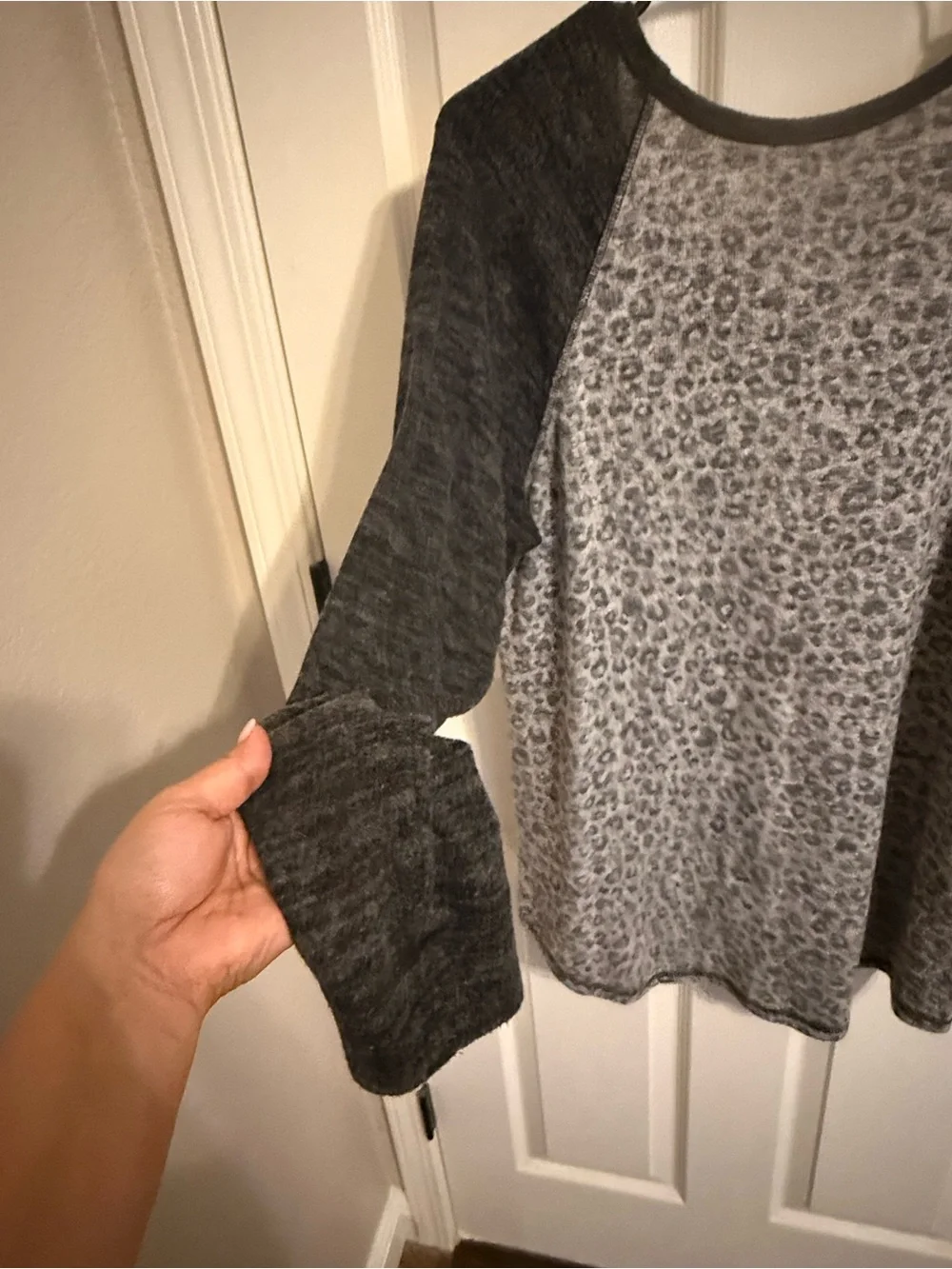 Torrid Super Soft Plush Leopard Raglan Tunic Top Size 0 L
